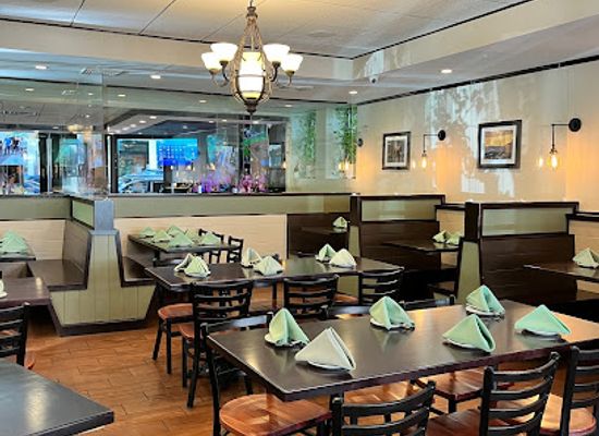 massachusetts/cape-ann/restaurant/oliver-s-harbor-restaurant-bar