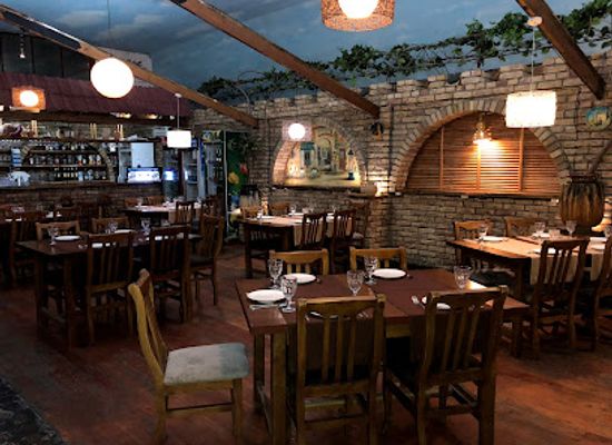 uzbekistan/bukhara-region/restaurant/bella-italia