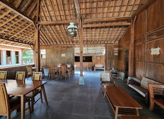 indonesia/east-nusa-tenggara/restaurant/say-se-i-restaurant