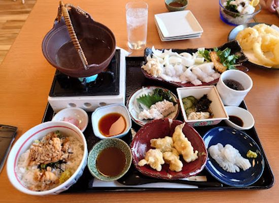 japan/awaji/restaurant/uzu-no-oka-onaruto-bridge-memorial-museum