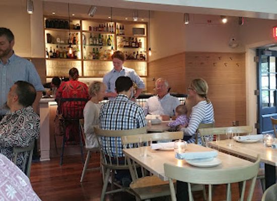 massachusetts/south-coast/restaurant/little-moss