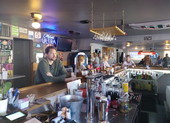 arizona/mohave-county/restaurant/the-roadhouse-95
