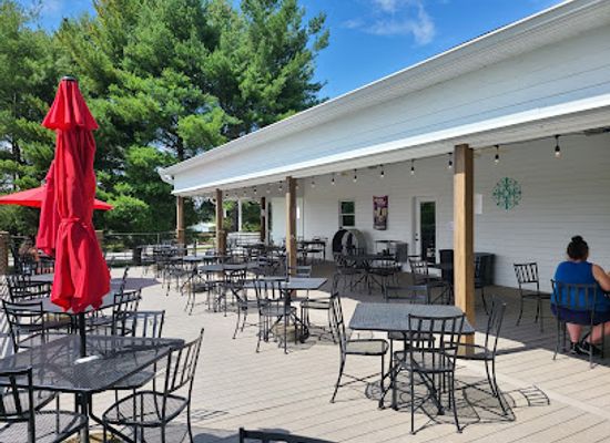 illinois/shawnee-hills/restaurant/starview-vineyards