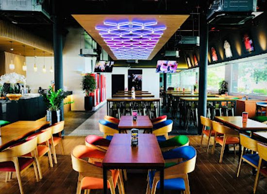 singapore/katong/restaurant/cafe-football-east-coast-park