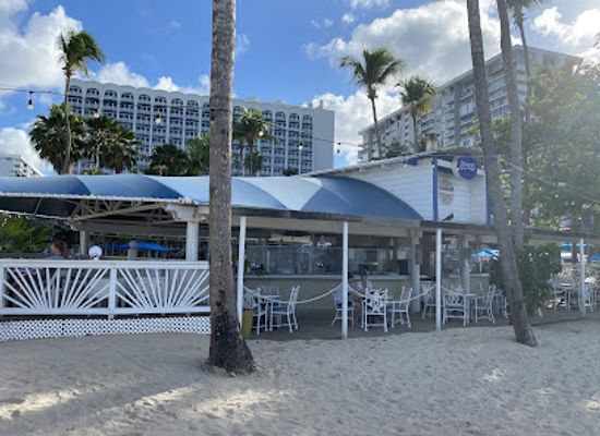 puerto-rico/carolina/isla-verde/restaurant/ocean-breeze