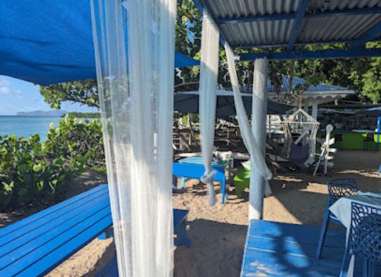 grenada/guava/restaurant/paradise-beach-club-carriacou