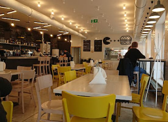 slovakia/bratislava-region/restaurant/roxor