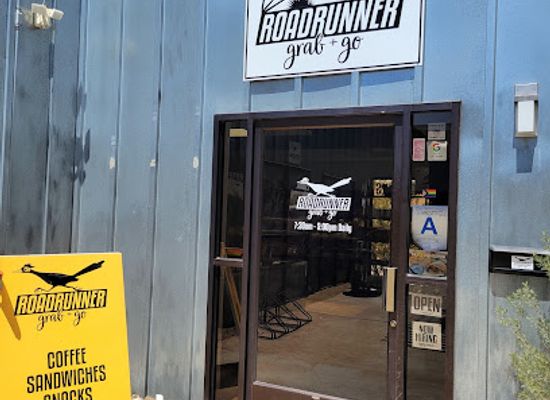 california/joshua-tree/restaurant/roadrunner-grab-go
