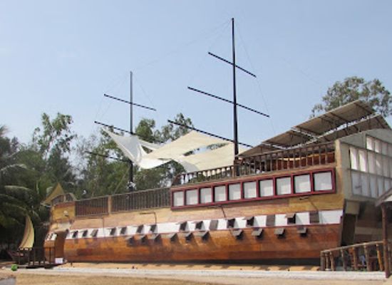 the-gambia/banjul/restaurant/black-pearl-restaurant