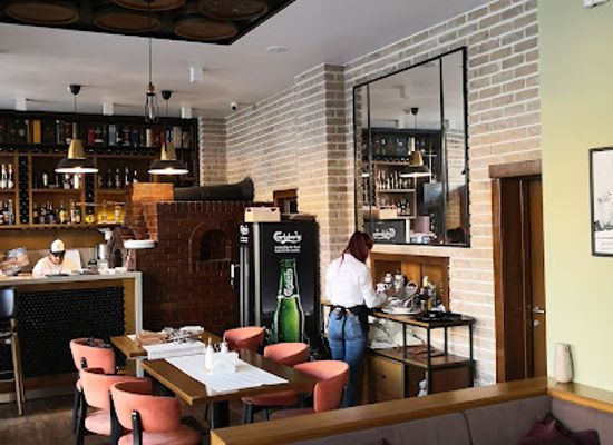 romania/targu-jiu/restaurant/madam