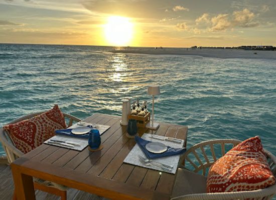 maldives/raa-atoll/restaurant/lighthouse-restaurant