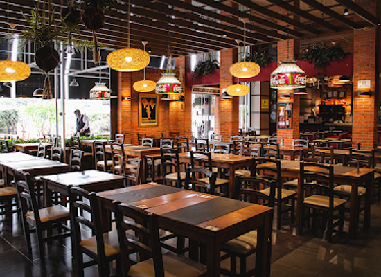 paraguay/asuncion/villa-morra/restaurant/ese-lugar