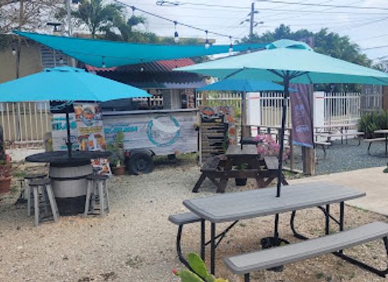 puerto-rico/manati/restaurant/la-muy-salchicha
