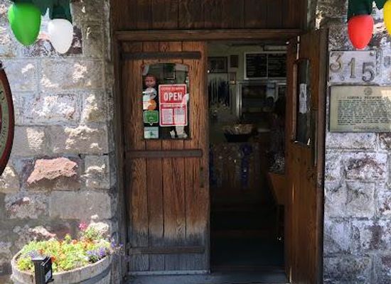 california/wine-country/restaurant/vella-cheese-company-of-california