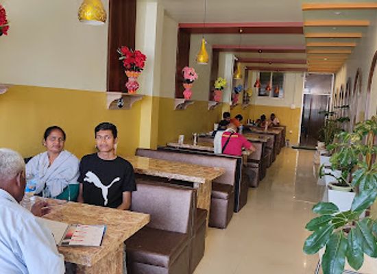 nepal/province-no-2/restaurant/everest-dairy-sweet-house