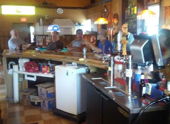 iowa/burlington/restaurant/joe-s-inn