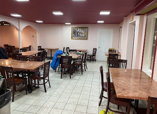 canada/nunatsiavut/restaurant/yummy-shawarma