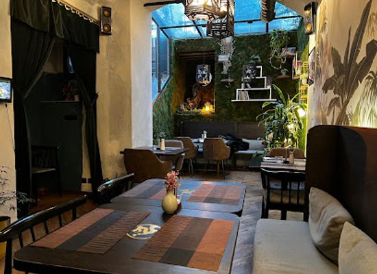 czechia/bohemia/restaurant/black-royal