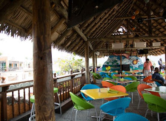 jamaica/martha-brae-river-valley/restaurant/margaritaville-montego-bay