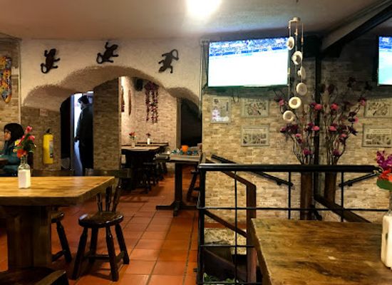 colombia/cundiboyacense-highlands/restaurant/la-puerta-falsa-restaurant