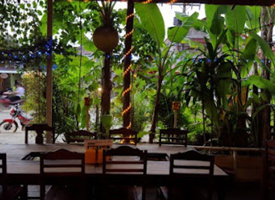 laos/vang-vieng/restaurant/peeping-som-s