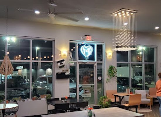 iowa/davenport/restaurant/girl-food-by-cafe-fresh
