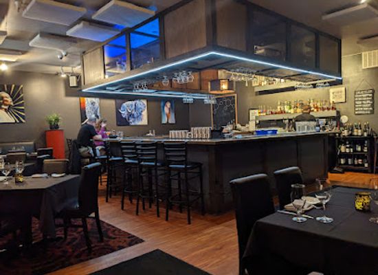 colorado/pikes-peak/restaurant/four-by-brother-luck