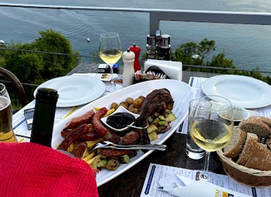 montenegro/bar-riviera/restaurant/el-rey-caffe-bar