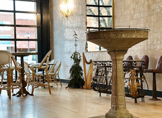 nebraska/kearney/restaurant/le-chateau-bistro