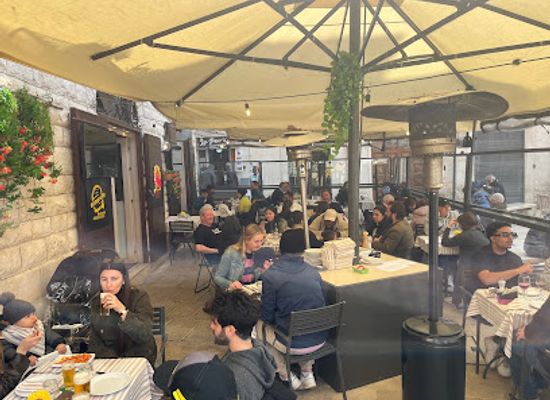italy/bari/bari-vecchia/restaurant/canarute-barivecchia-steakhouse-e-hamburgeria