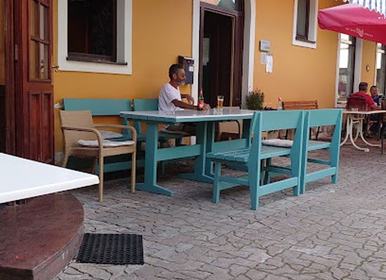 slovenia/kamnik/restaurant/okrepcevalnica-spenko