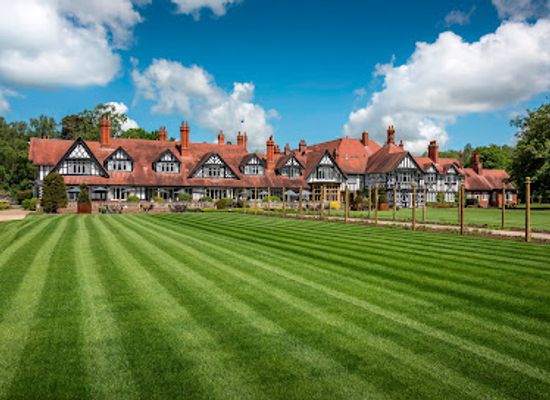 united-kingdom/lincolnshire/restaurant/the-petwood-hotel