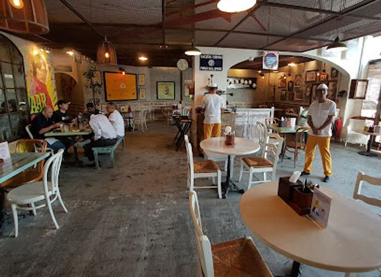 united-arab-emirates/rub-al-khali-empty-quarter/restaurant/raju-omlet
