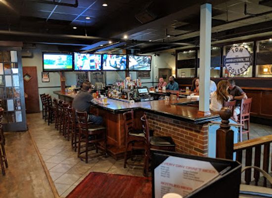 delaware/middletown/restaurant/tom-foolery-s-restaurant-bar