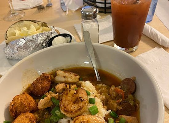 iowa/burlington/restaurant/the-main-line-restaurant