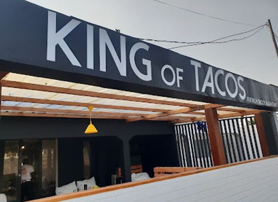 gabon/minkebe-national-park/restaurant/king-of-tacos