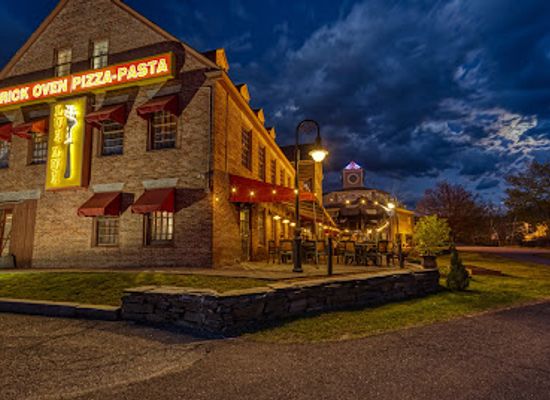new-hampshire/hanover/restaurant/lui-lui