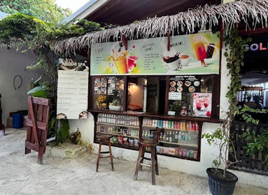 maldives/thulusdhoo/restaurant/dhigaa-cafe