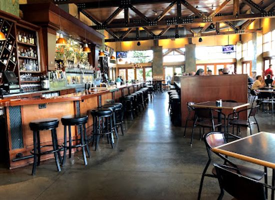 idaho/wood-river-valley/restaurant/bardenay-restaurant-distillery-eagle