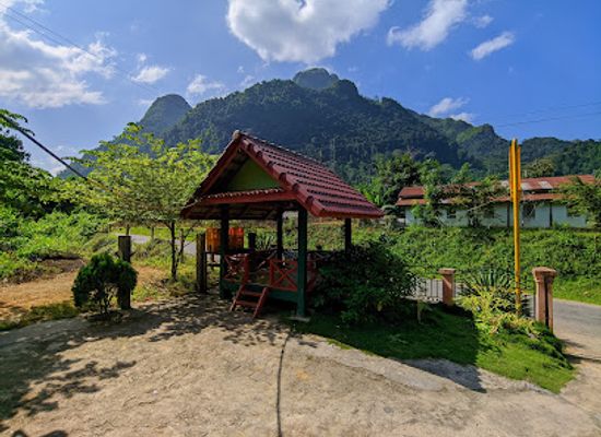 laos/khammouane-limestone-forest/restaurant/namlin-lao-restaurant