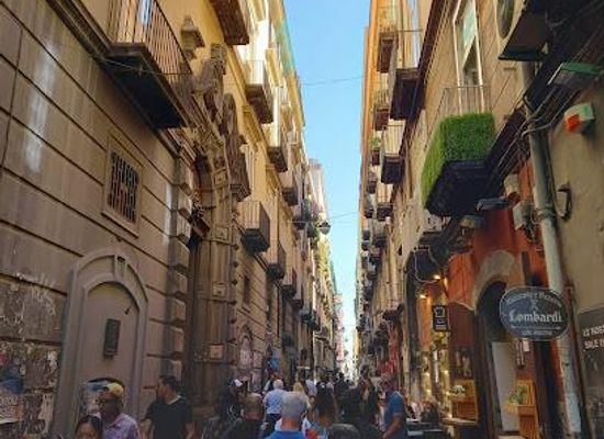 italy/naples/restaurant/moccia-spaccanapoli