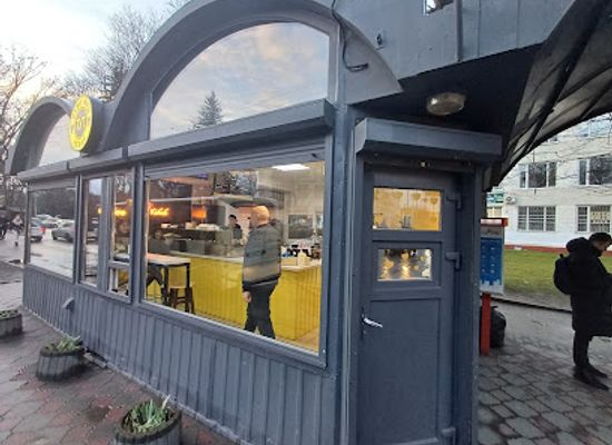 ukraine/lutsk/restaurant/strit-fud-tut-kebab