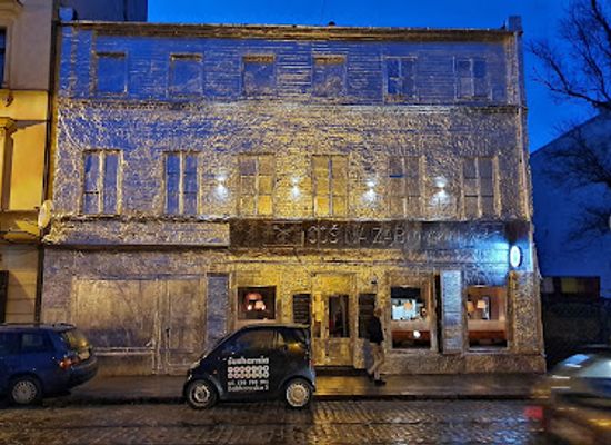 poland/warsaw/praga/restaurant/cos-na-zabkowskiej
