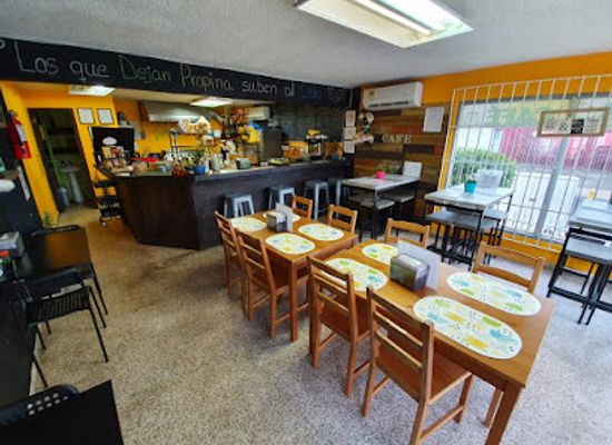 puerto-rico/carolina/restaurant/hijos-de-la-gran-fruta