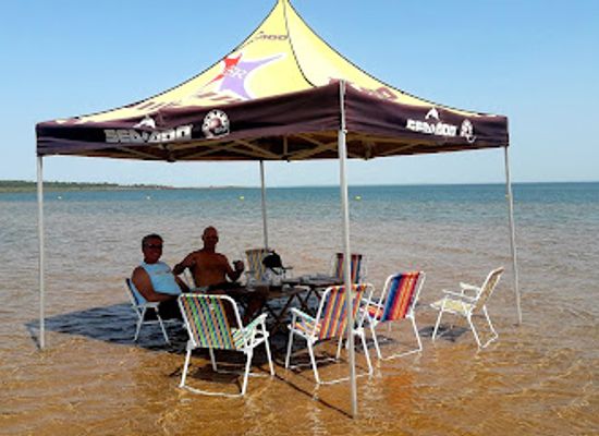 paraguay/carmen-del-parana/restaurant/playa-oasis