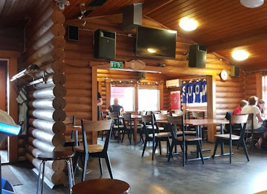 finland/lake-saimaa/restaurant/polkkybaari
