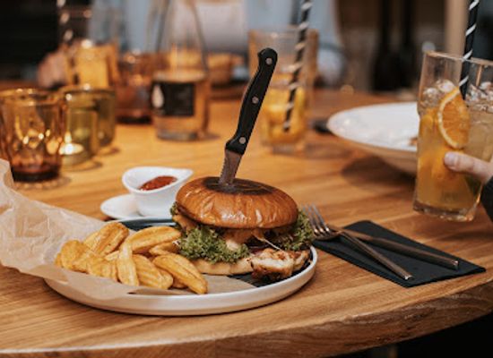 hungary/cserehat/restaurant/oinos-restaurant-winebar-brunch