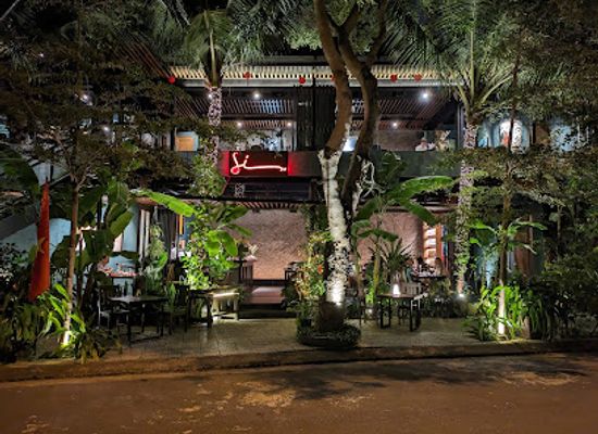 vietnam/da-nang/ngu-hanh-son-district/restaurant/nha-hang-si-dining