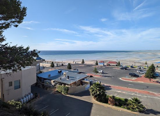 australia/yorke-peninsula/restaurant/ye-olde-cafe-moonta-bay