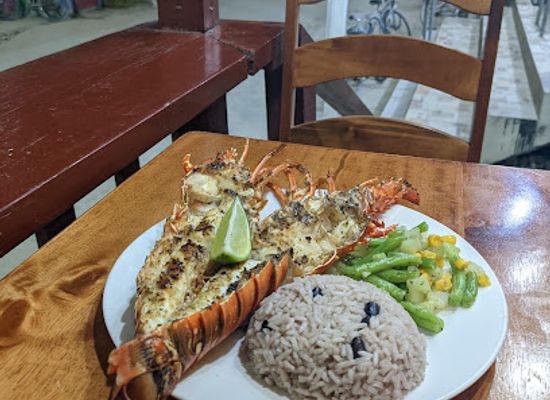 belize/caye-caulker/restaurant/steve-s-grill